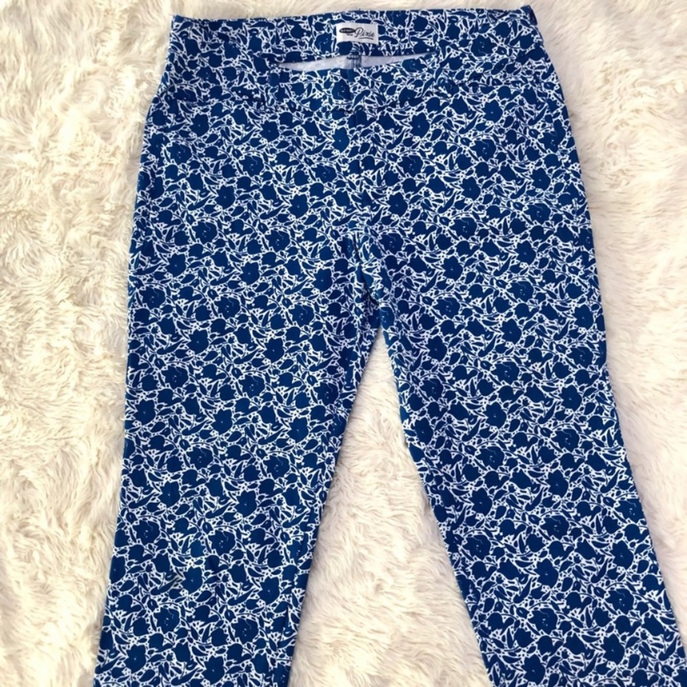 Old Navy Pixie Pants floral